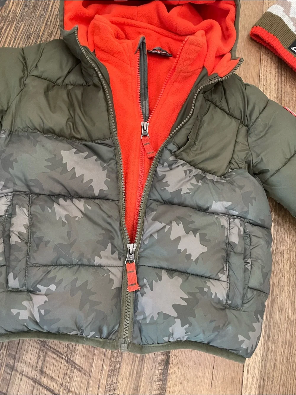 Snozu 2pc camo coat & Beanie boy 4T